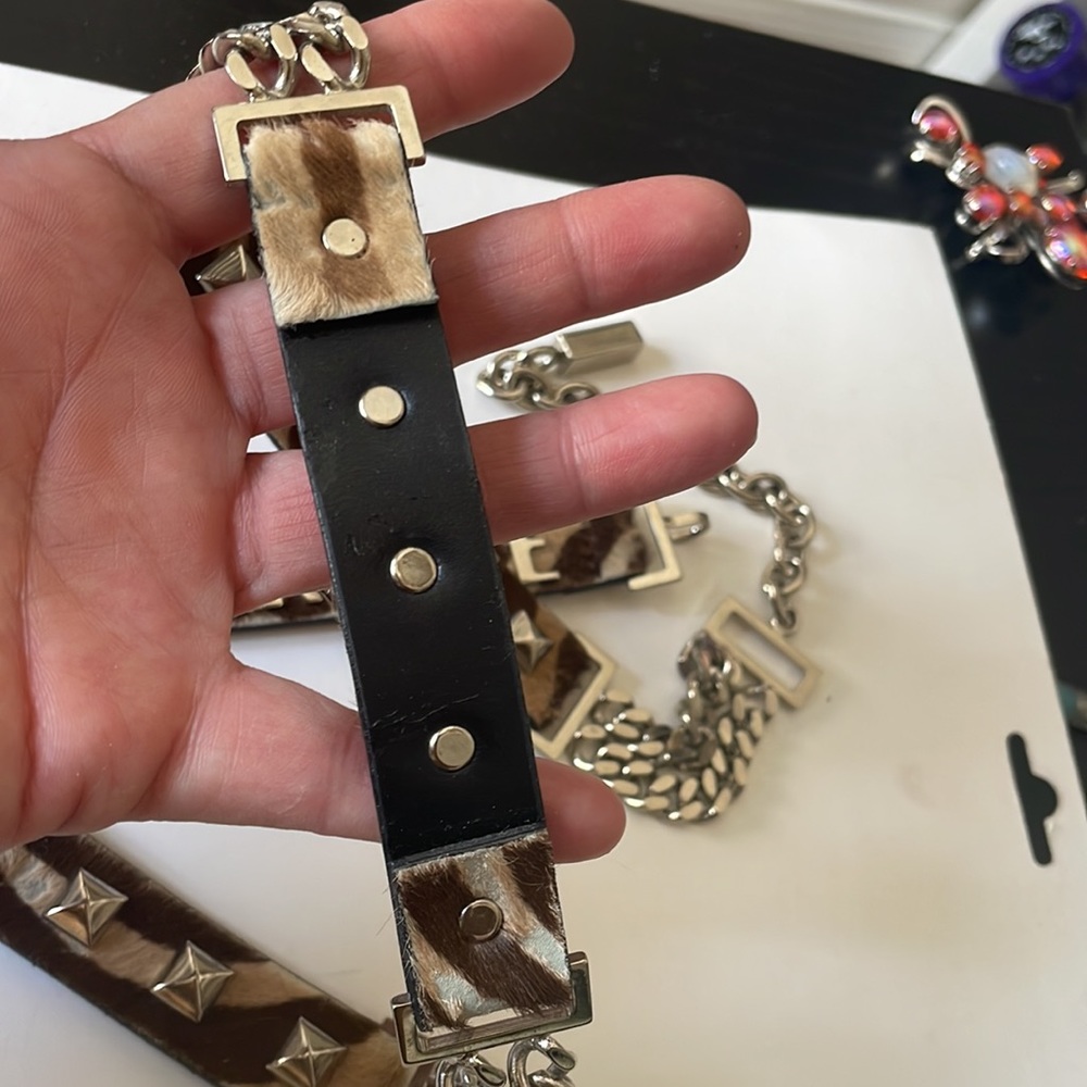 Versace belt with silver stud and it has a zebra pattern very furry beautiful - Picture 5 of 7